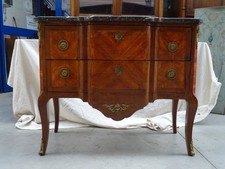 Piccolo comò lastronato