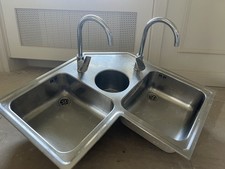Lavello 3 Vasche 2 Rubinetti