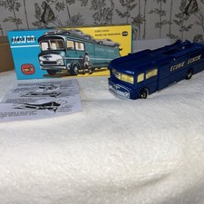 Corgi Model Club 1126 -Ecurie