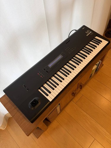 Korg music workstation - m1,