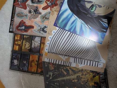 Attack titan set completo - titan,