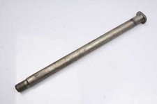 Perno passante forcellone