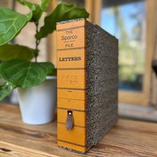 Cassetta archivio ufficio