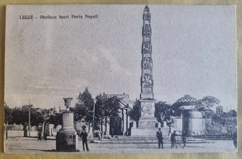 Lecce obelisco fuori - lecce,