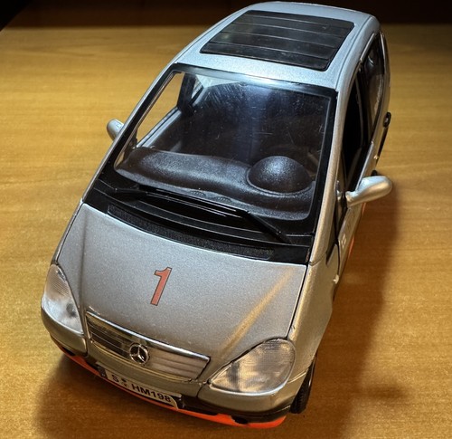 Modellino mercedes benz scala - mercedes,