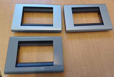 STOCK NR. 3 PLACCA BTICINO LIVING 4713 GRIGIO