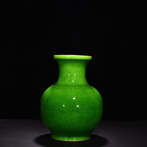Antico vaso crepa ghiaccio