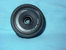 Canon EFS 24mm STM f2.8