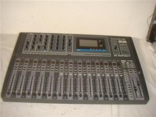 SOUNDCRAFT SI IMPACT DSP 40 CH