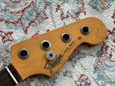 Fender Vintera anni 60 Jazz