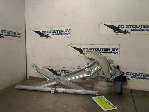 Front glass lift - front,