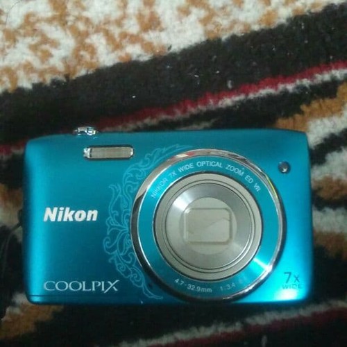 nikon