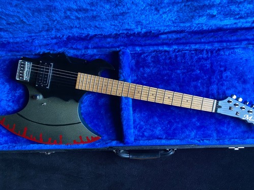 Chitarra elettrica unica - , axt