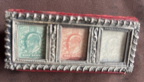 Antica scatola per francobolli