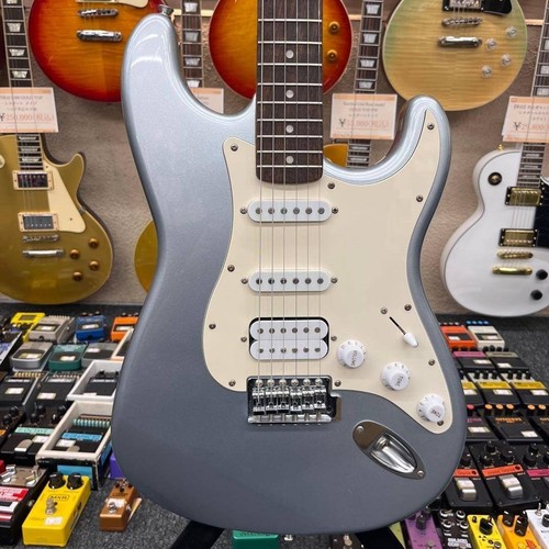 Squier affinity stratocaster - squier,