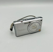 Panasonic LUMIX DMC-FX33 fotocamera digitale fotocamera 8,1 MP senza batteria argento testato #724