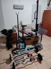 Attrezzi Per Palestra,cyclette,pesi, bilancieri ,lat machine 