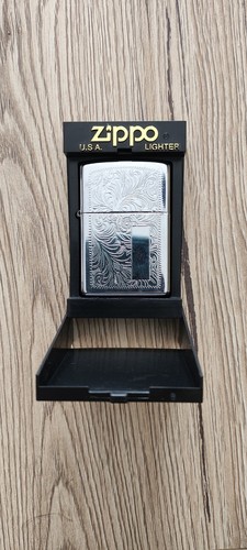Zippo venetian chrome - venetian,