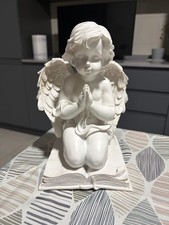 STATUA ANGELO MENTRE PREGA IN