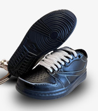 2 Portachiavi mini sneakers Jordan 1 Retro Low OG SP Travis Scott Black Phantom