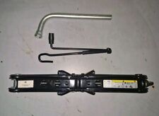 Kit attrezzi crick chiave per ruotino Ruota Di Scorta AUDI Q5