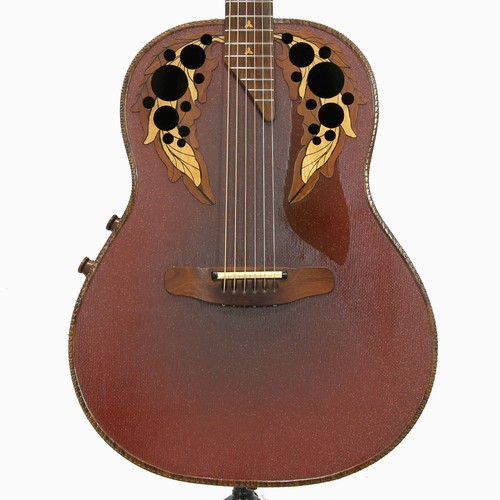 Chitarra acustica usata