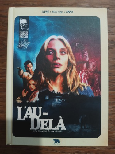 Delà blu - delà, beyond)