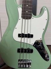 Basso elettrico Fender Player