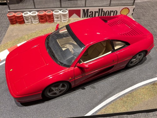 Ferrari modelli 355 - 1/18,