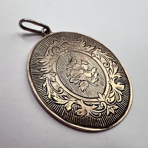 Collana con ciondolo vintage