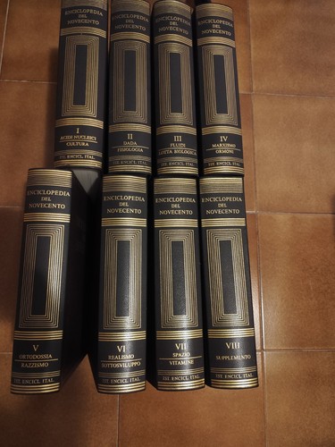 Enciclopedia del novecento - del,