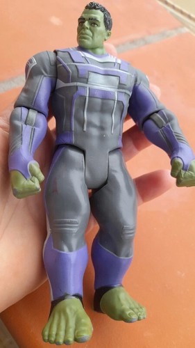 Hulk action figure - hulk,