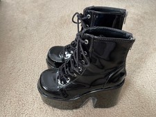 Stivaletti Demonia Cult