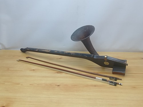 Antico strumento violino phono