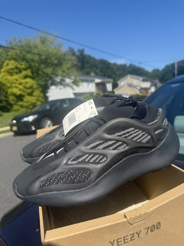 Adidas yeezy 700 - adidas,
