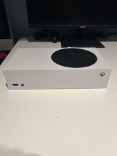 Microsoft Xbox Series S 512GB Console - Bianco E Turtle Beach Stealth 600