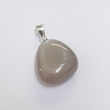 Ciondolo burattato in pietra