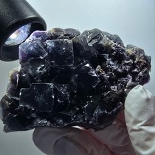Cubo di fluorite fantasma