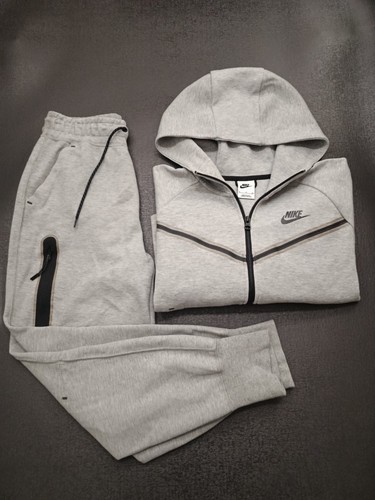 Nike tech - nike,