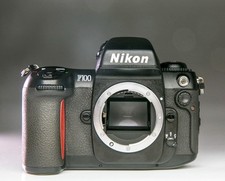 NIKON F100