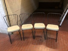 Sedie Vintage in Ferro Battuto con dei sedili in pelle finta 