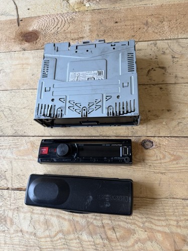 Land rover defender tdci radio - land,
