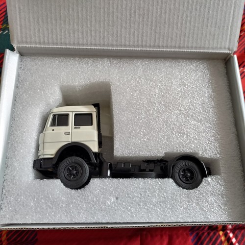 Old cars fiat 170 - old, 1/43