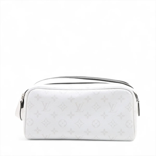 Louis vuitton taiga lama - vuitton,