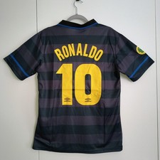 Maglia calcio retro Inter 1997/98 – Ronaldo #10 – Finale Coppa UEFA – Taglia M
