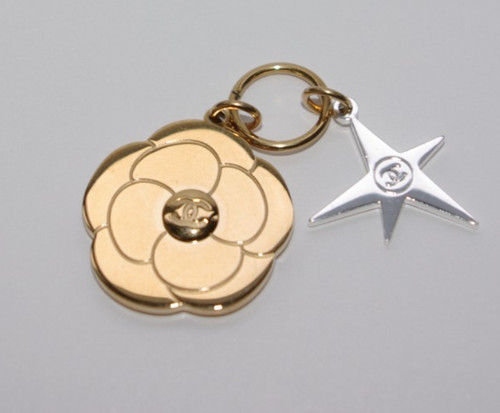 Chanel 2026 superbe charm - chanel,