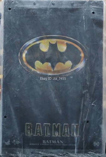 Hot toys mms692 batman - hot,