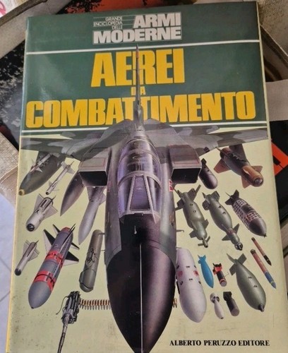 Aerei combattimento di - aerei, da