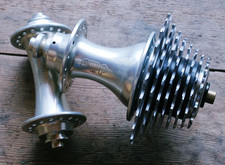 Set mozzi Campagnolo PMP con cassetta 8s 12-24T 100/130mm QR vintage dal Giappone