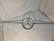 Front coat of arms 1268880686